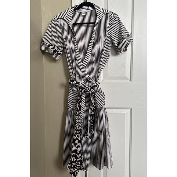 Diane Von Furstenberg Dresses & Skirts - Diane Von Furstenberg Striped Wrap Dress 100% Cotton Size 6